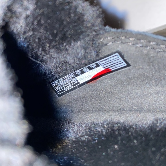 Womens UGG WESTSIDER SLIDES BLACK SUEDE   #6 - Picture 5 of 5